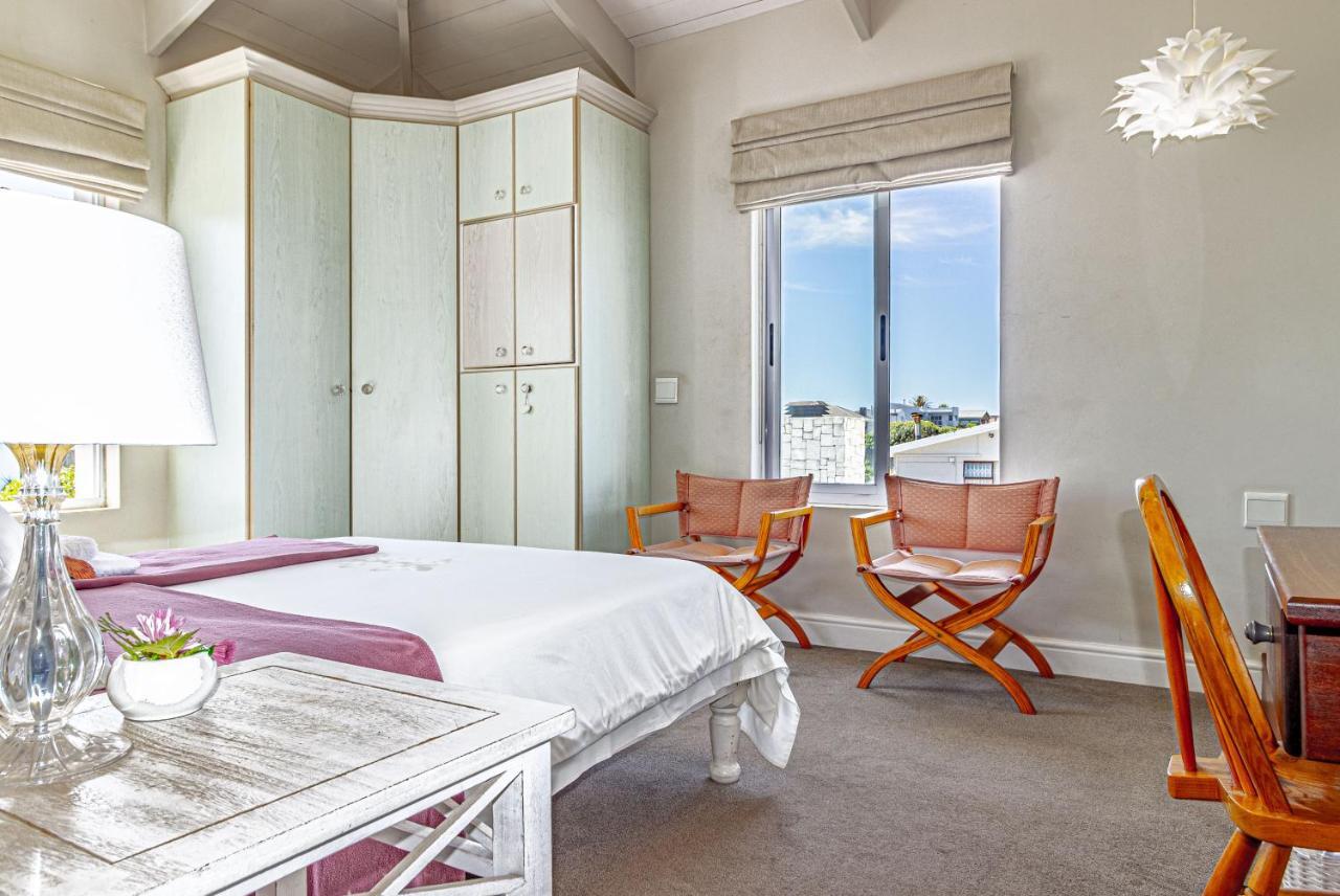 138 Marine Beachfront Guesthouse Hermanus Extérieur photo