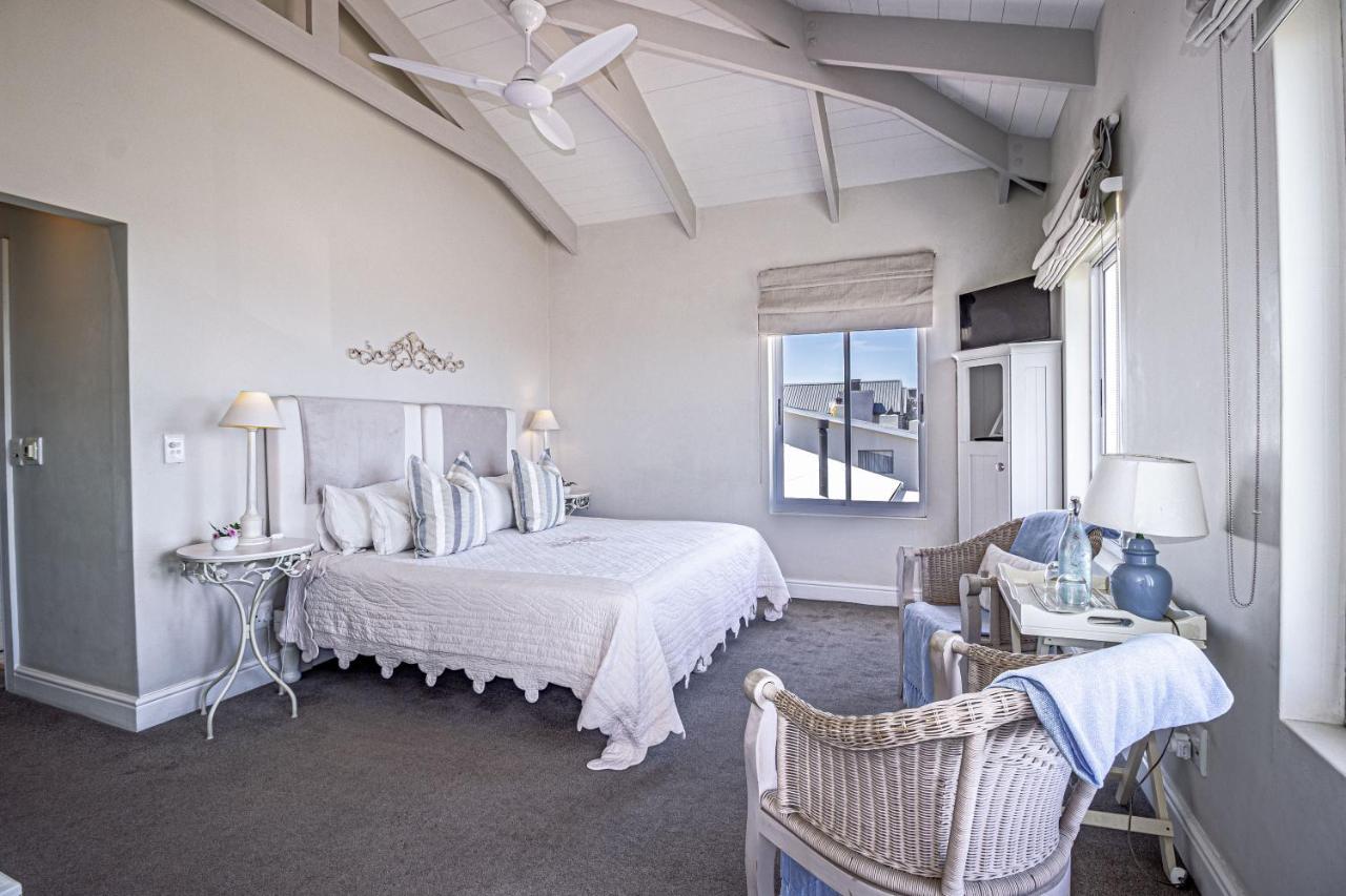 138 Marine Beachfront Guesthouse Hermanus Extérieur photo