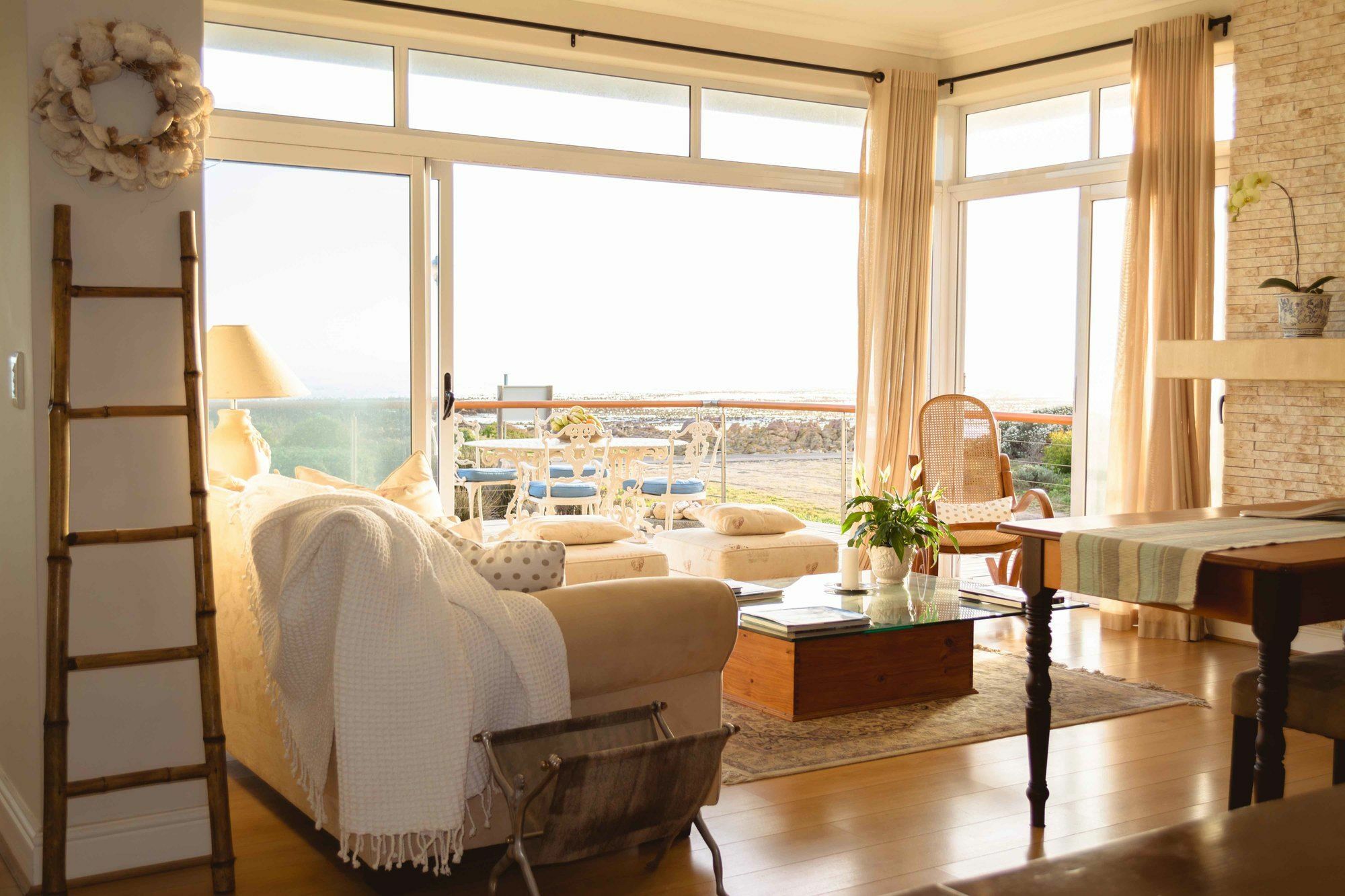 138 Marine Beachfront Guesthouse Hermanus Extérieur photo